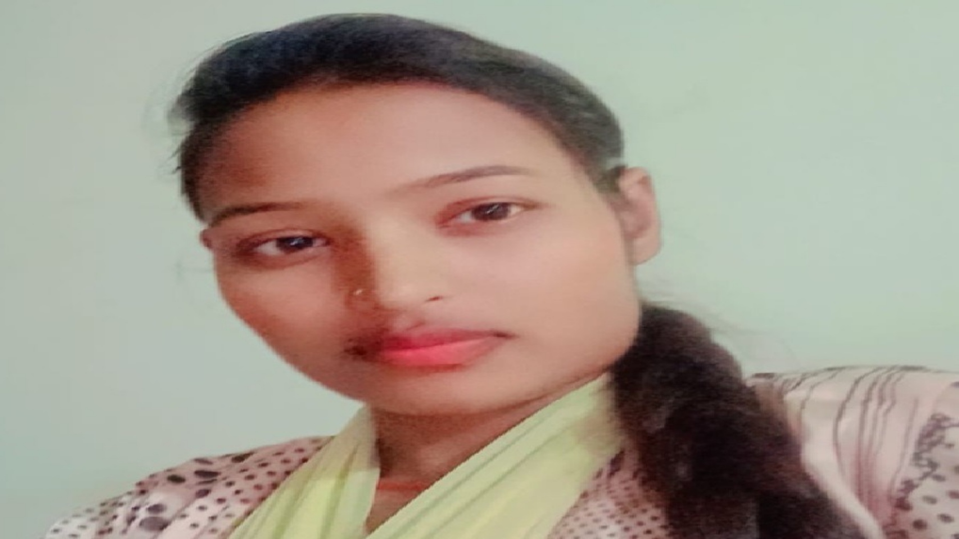 स्कूल में जूता पहन कर नहीं आने पर छात्रा को प्राचार्या ने पीट दिया, ऐसा लगा सदमा की डिप्रेशन में चली गई, हुई मौत