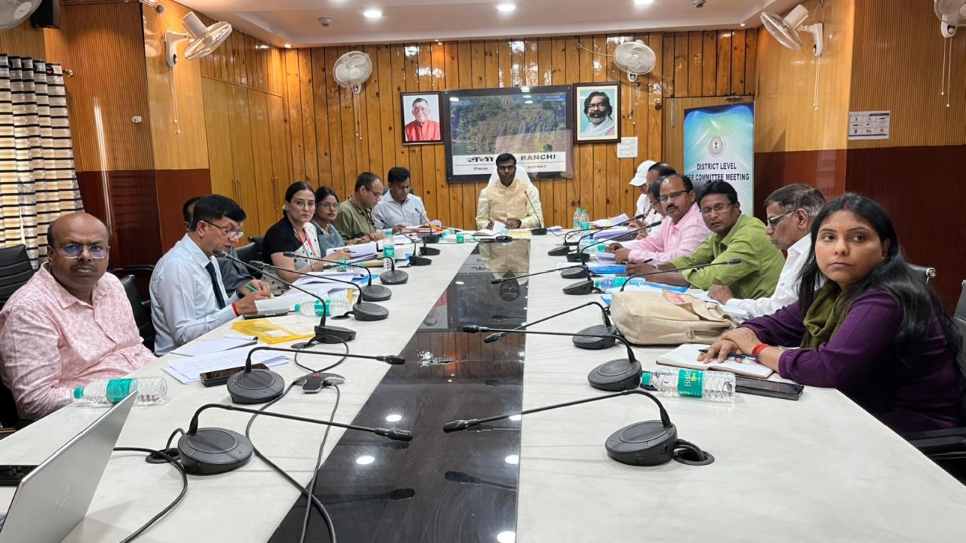 रांची में निजी स्कूल 10% से अधिक नहीं बढ़ा सकते फीस, NCERT के अलावा दूसरे पब्लिकेशन की किताबें नहीं चलाएंगे